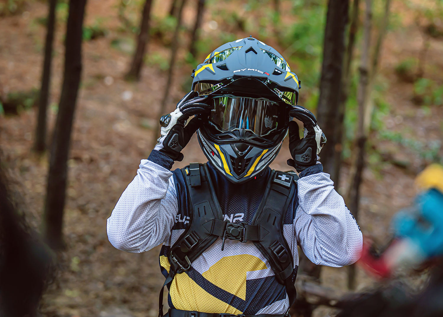 X60 dual sport adv motorcycle helmet banner.